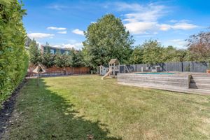 Photo 13- click for photo gallery